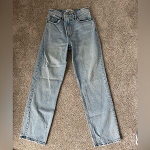 Abercrombie The 90s Straight Curve Love Light Blue Denim Jeans